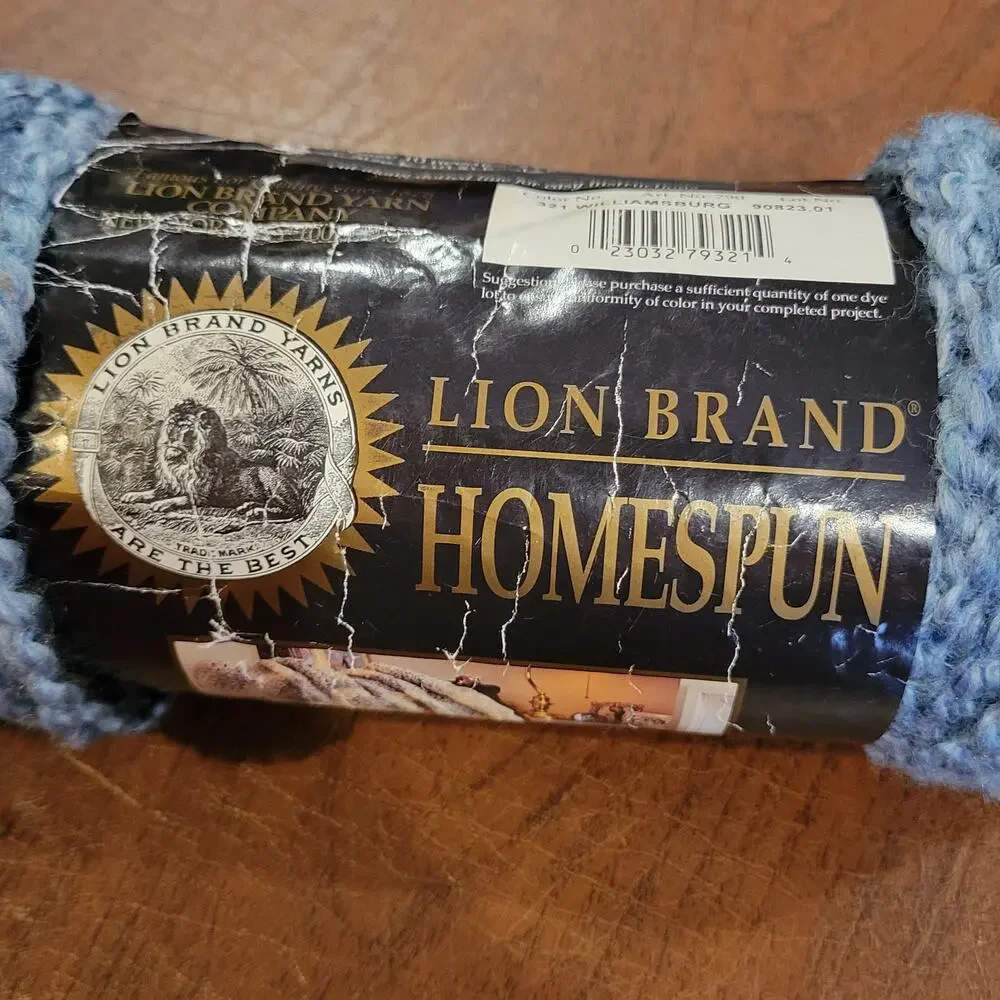 Set of 2 skeins Lion Brand Homespun Yarn  Blue and Lavender Bulky Acrylic New